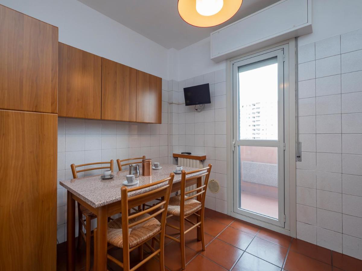 I Host Apartment - Appennini 53 ミラノ エクステリア 写真
