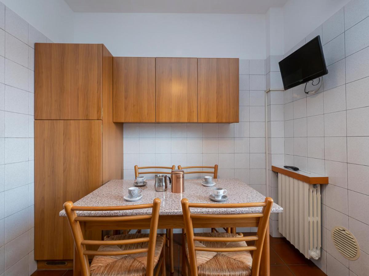 I Host Apartment - Appennini 53 ミラノ エクステリア 写真