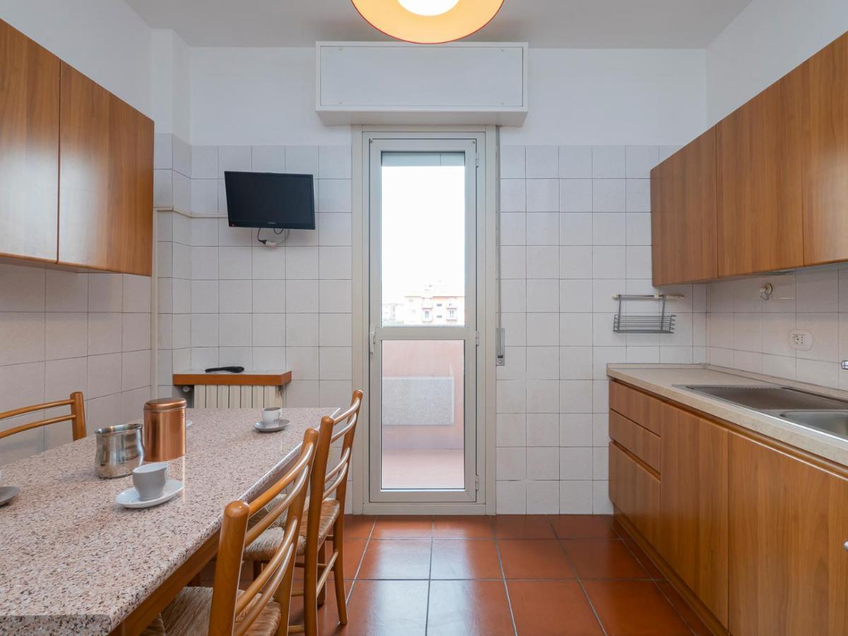 I Host Apartment - Appennini 53 ミラノ エクステリア 写真